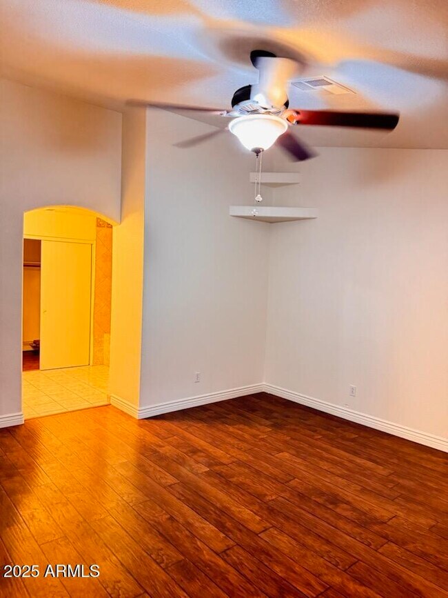 Building Photo - 1291 S Crossbow Pl