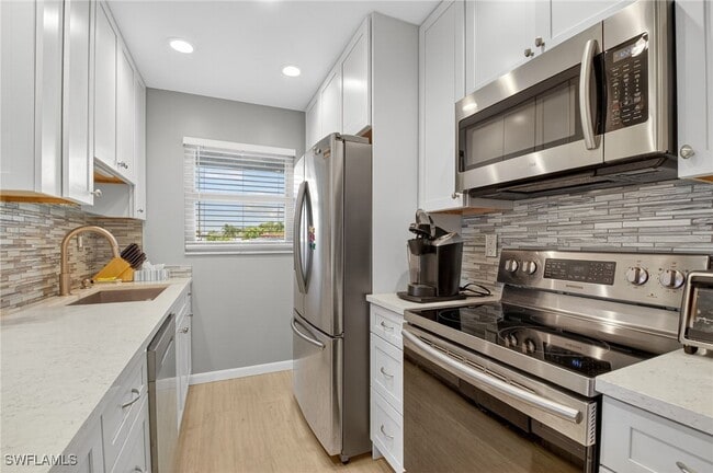 Building Photo - 572 High Point Dr