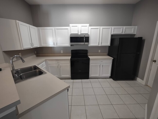 Building Photo - 3471 Horse Creek Cir