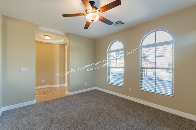 Building Photo - 799 West Camino Tunera