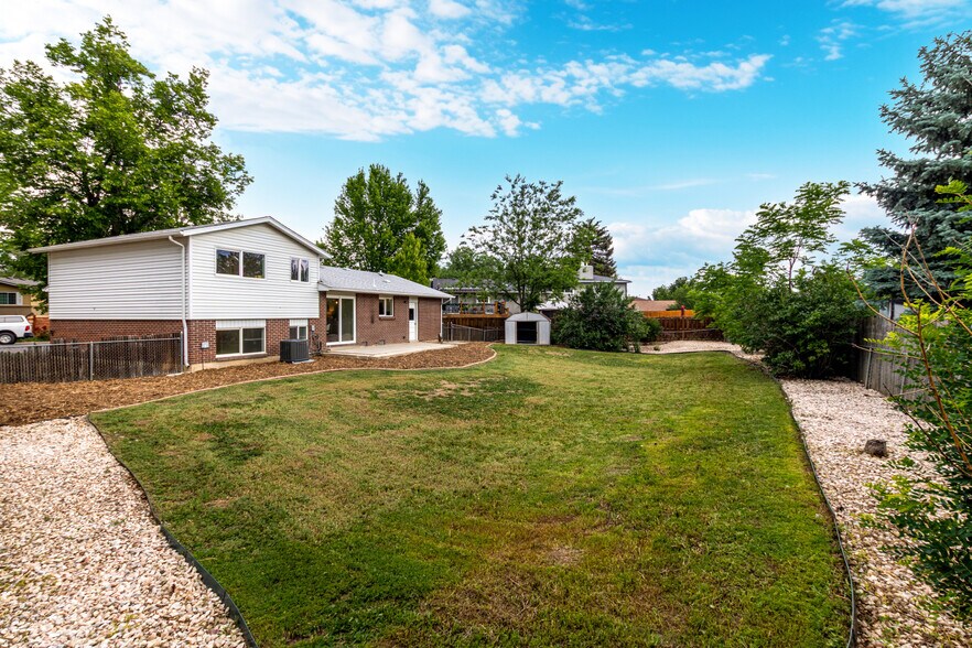 Building Photo - 1011 Yeager Dr