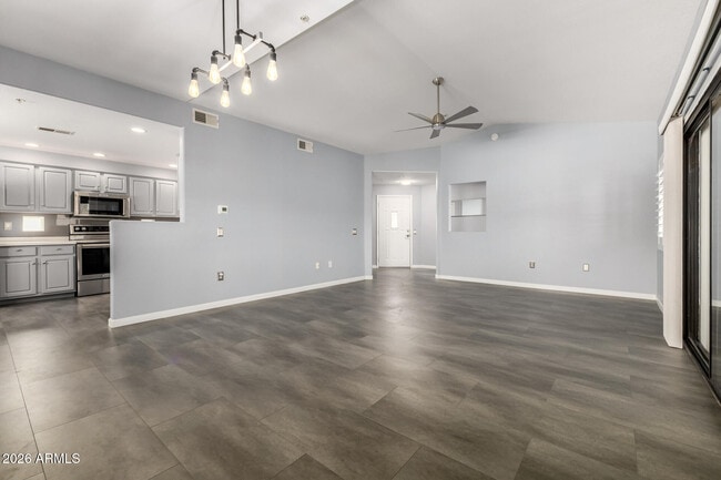 Building Photo - 9555 E Raintree Dr