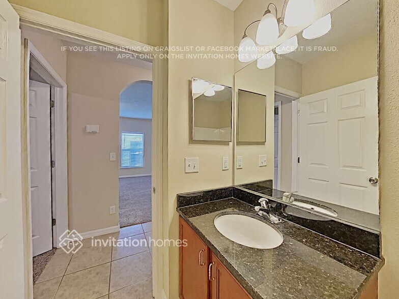 Building Photo - 6160 Kiteridge Dr