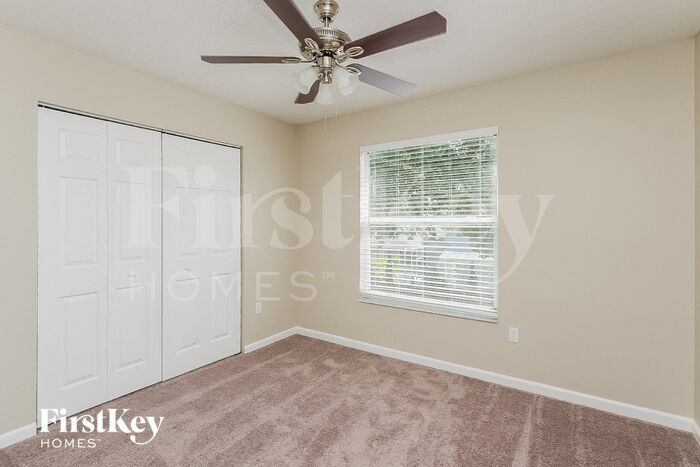 Building Photo - 1204 Franford Dr