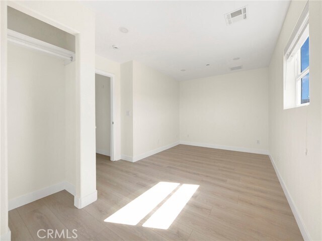 Building Photo - 2575 Rale Dr