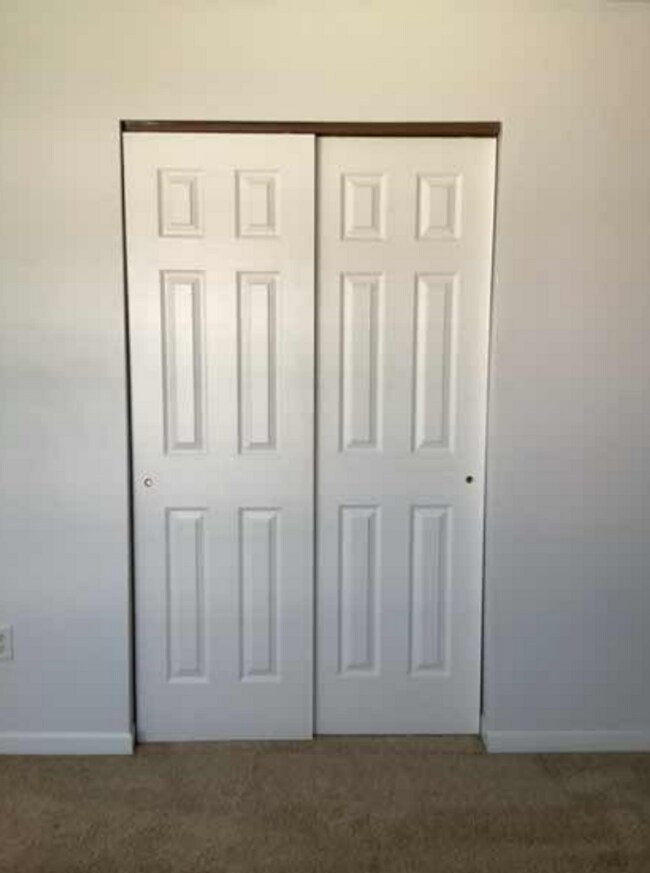 Building Photo - A MUST SEE HOME IN WOODGATE!