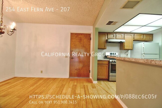 Building Photo - 254 E Fern Ave