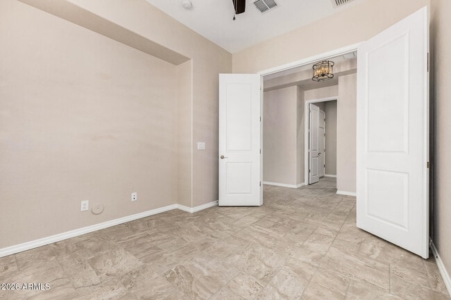 Building Photo - 35532 N Sunset Trail