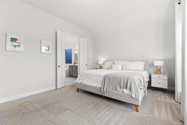 Building Photo - 1909 Sir Nathaniel Ln