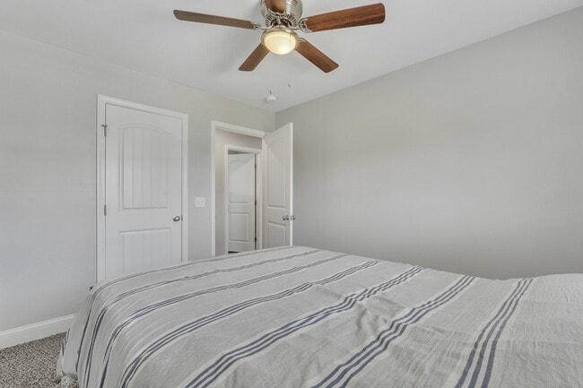 Building Photo - 174 Horizon Ln