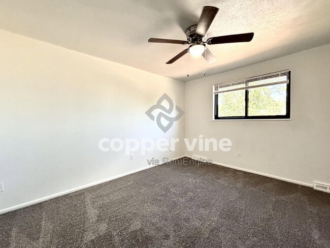 Building Photo - 7465 Kendall St