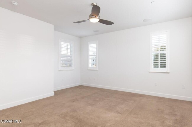 Building Photo - 217 9th St