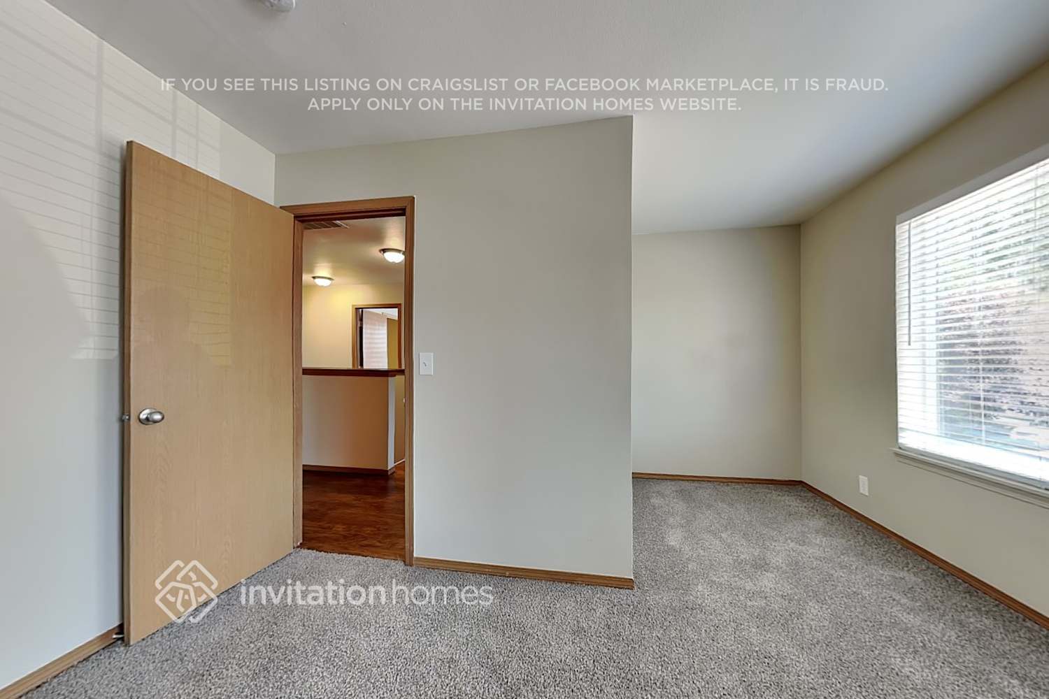 Building Photo - 20120 15th Ave E