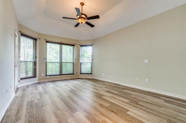 Building Photo - 2212 Grinelle Dr