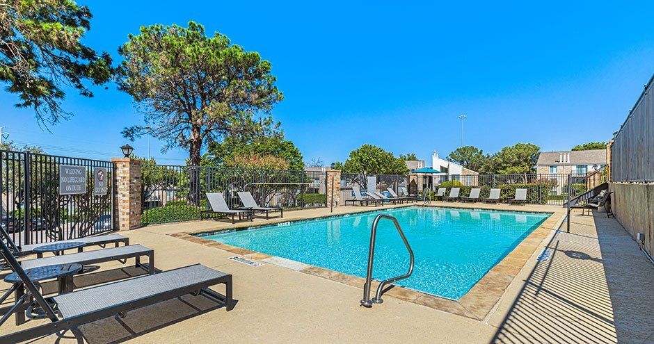 Building Photo - The Belmont Apartment Homes