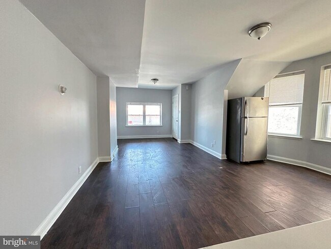 Building Photo - 5425 Christian St
