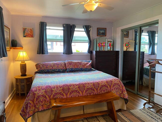 Building Photo - Kaumana Terrace Fully Furnished & Pet Frie...
