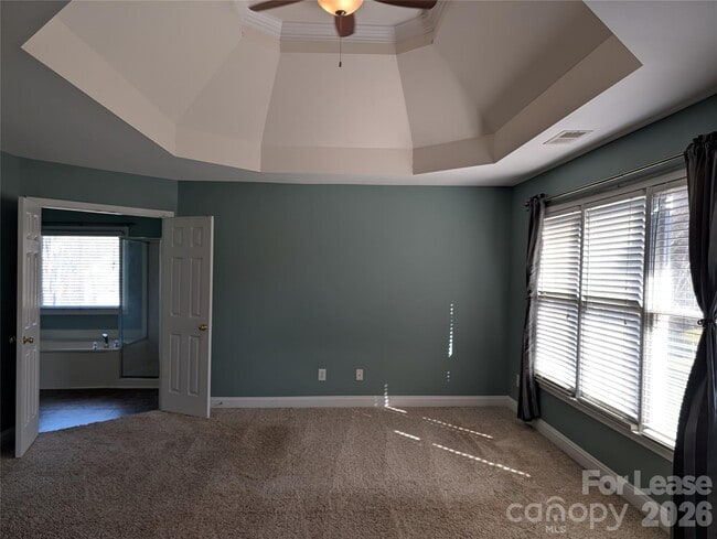 Building Photo - 217 Montibello Dr