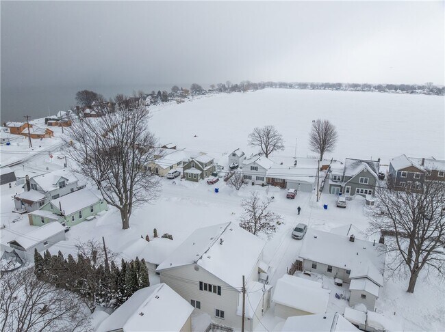 Building Photo - 67 Cranberry Rd