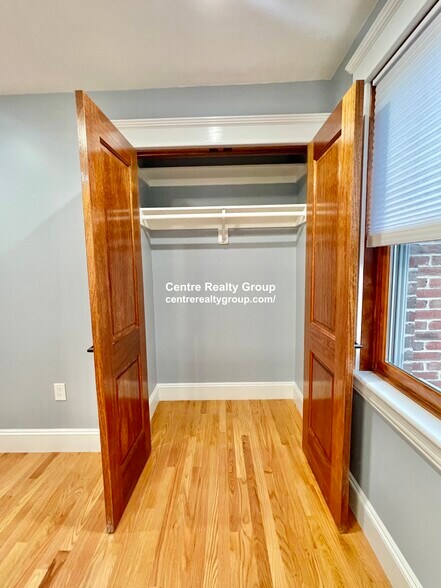 Building Photo - 64 Langley Rd