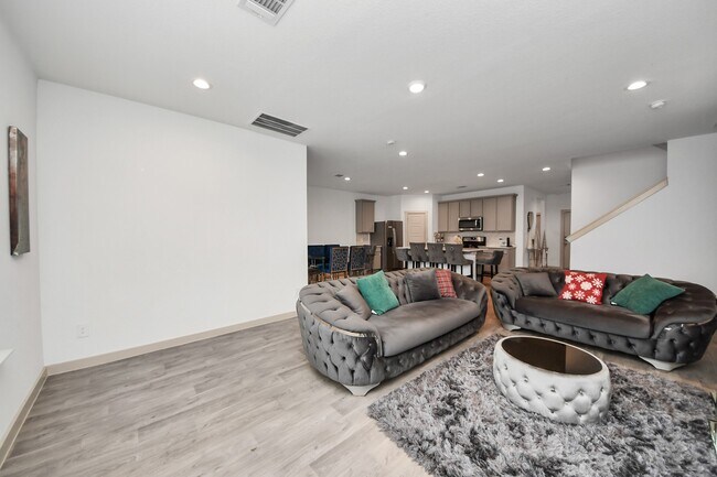 Building Photo - 311 John House Ln