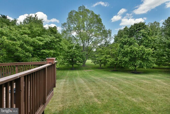 Building Photo - 401 Jene Ct