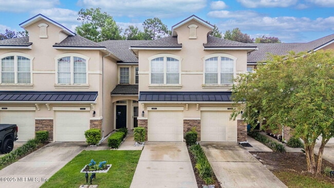 Building Photo - 6110 Bartram Village Dr