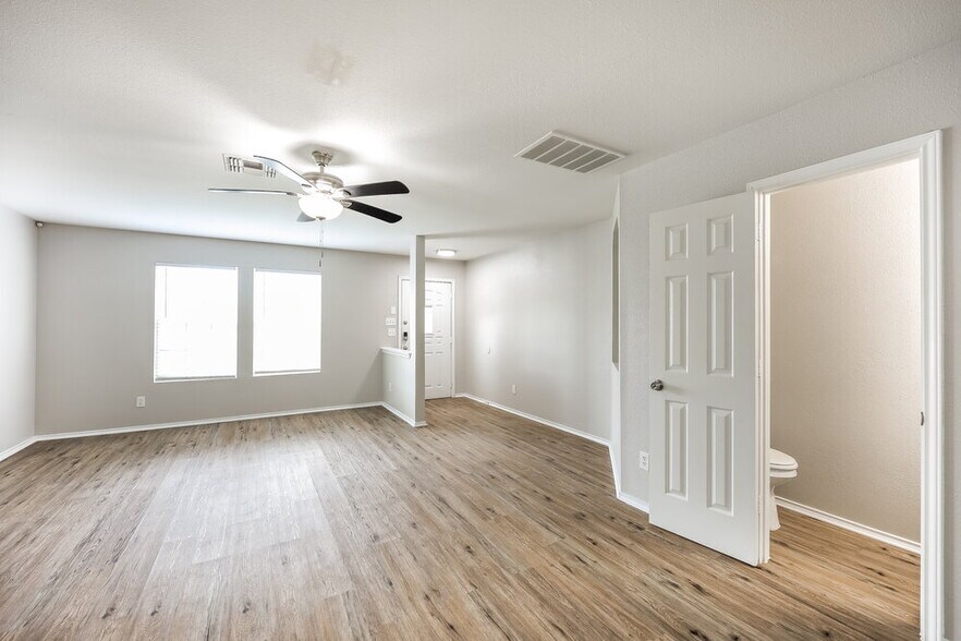 Building Photo - 1619 Spice Spg