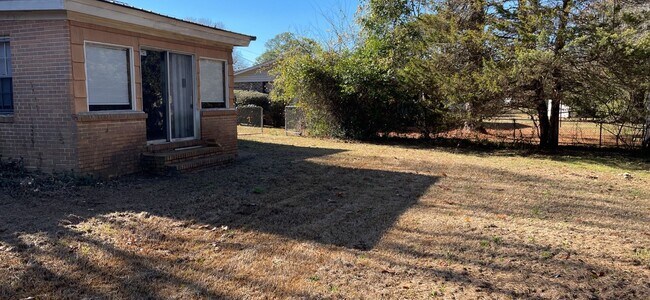 Building Photo - Home for rent in Center Point!!! COMING SOON!