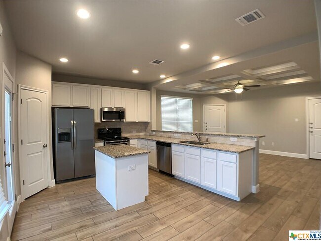 Building Photo - 2010 Rueben Rd