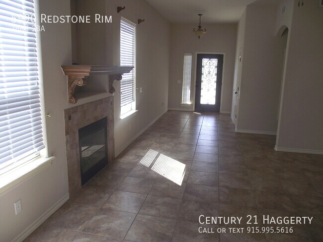 Building Photo - 5990 Redstone Rim Dr