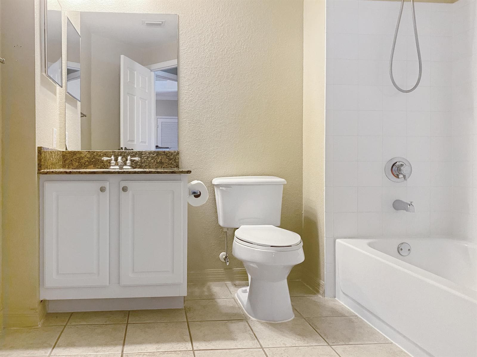 Building Photo - 15075 Michelangelo Blvd