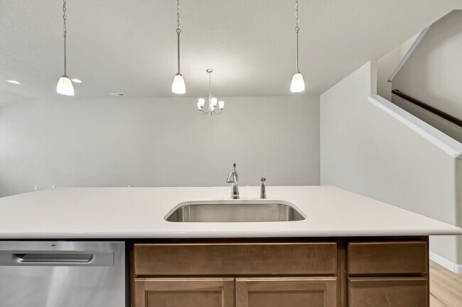 Building Photo - $2,040.95 -  3 bed, 2.5 bath Townhome in CO Springs with Central AC!