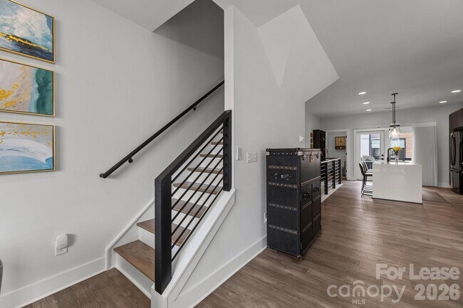 Building Photo - 1207 Minter Pl