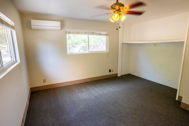 Building Photo - 20724 Palomar St