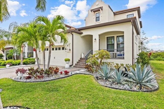 Building Photo - Waterfront Luxury Living | Private Dock + Direct Tampa Bay Access