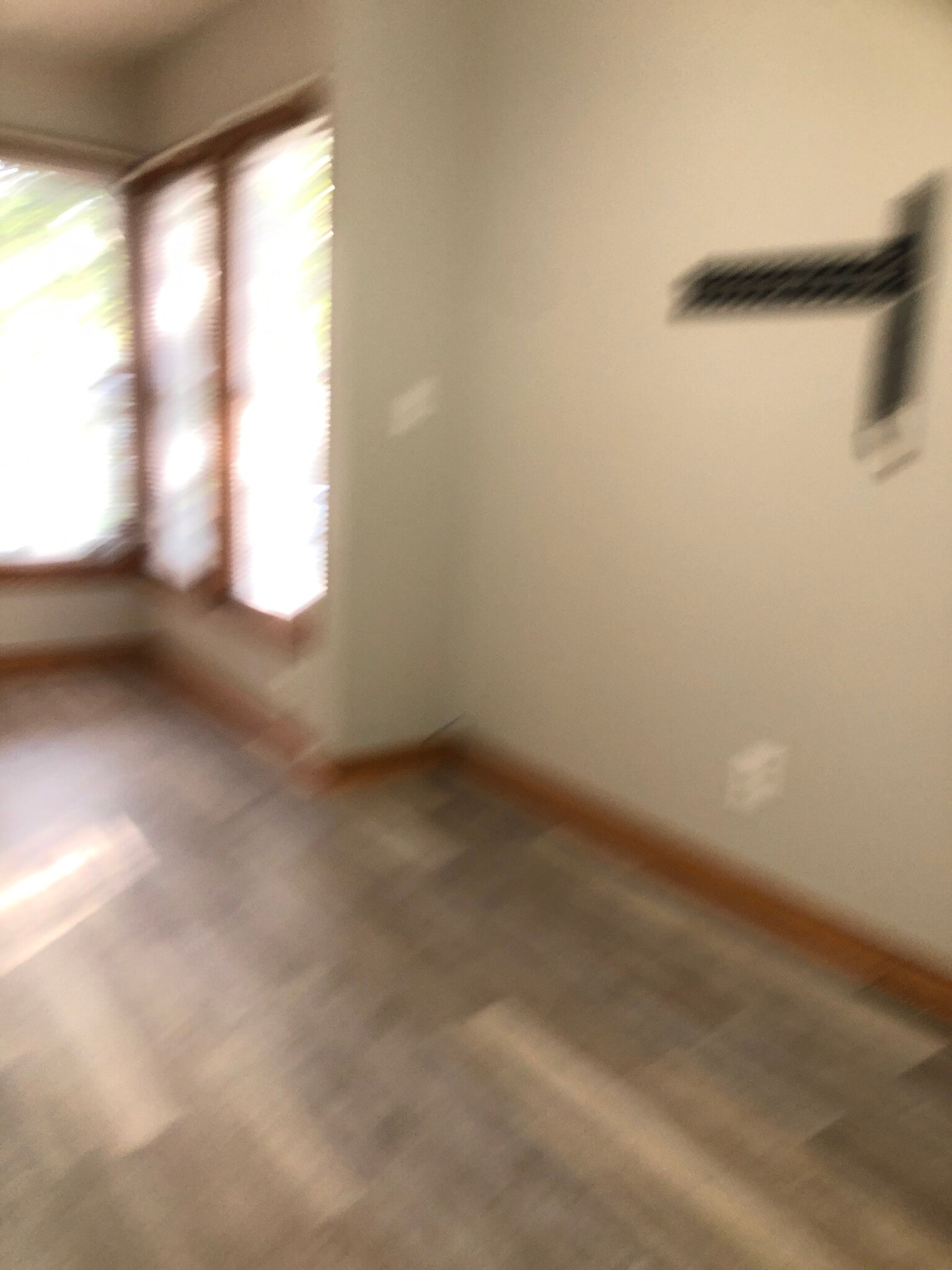 Building Photo - 102 Parade St