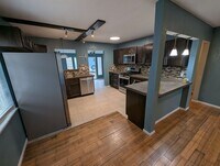 Building Photo - 1210 Syracuse St