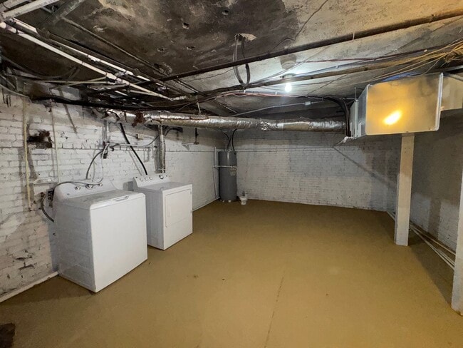 Building Photo - 1024 Quintard Ave