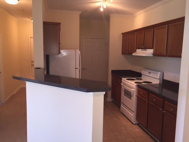 Building Photo - 2 Bedroom 2 Bath Condo at Concord West of the Ashley - West Ashley