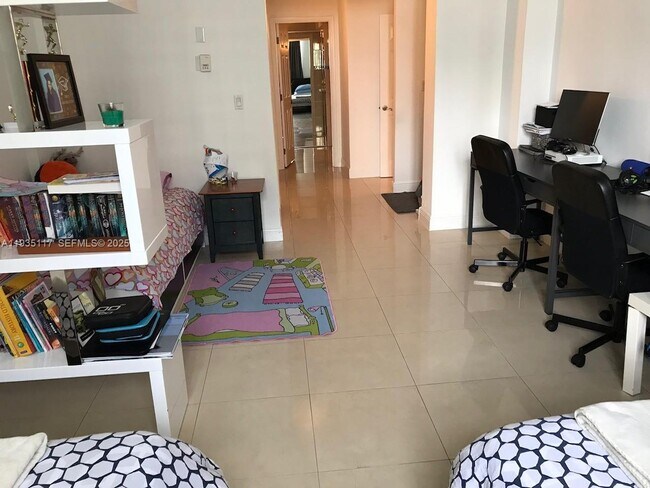 Building Photo - 19390 Collins Ave