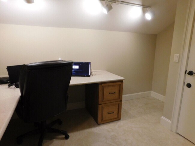 Building Photo - Beautiful Home Located In Indigo Run