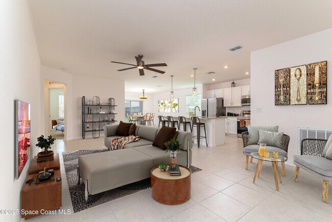 Building Photo - 724 San Filippo Dr SE