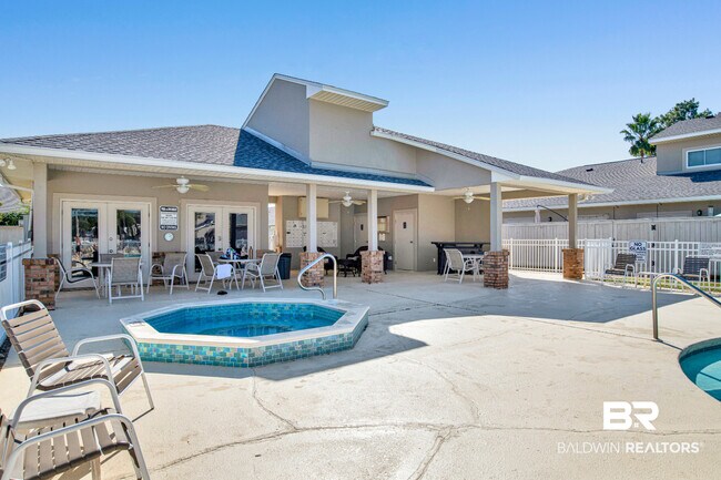 Building Photo - 501 Cotton Creek Dr