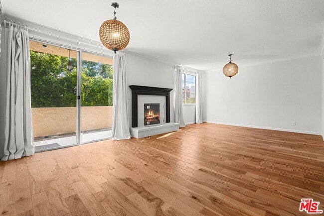 Building Photo - 10671 Holman Ave