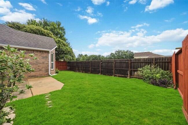 Building Photo - 6642 Redberry Glen Ln