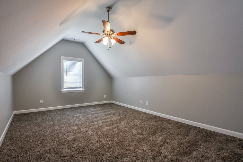 Building Photo - 3011 Watsonia Dr