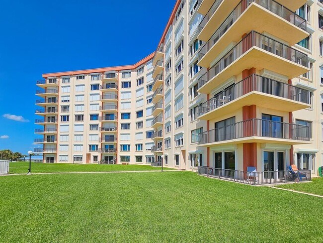 Building Photo - 3600 S Ocean Shore Blvd