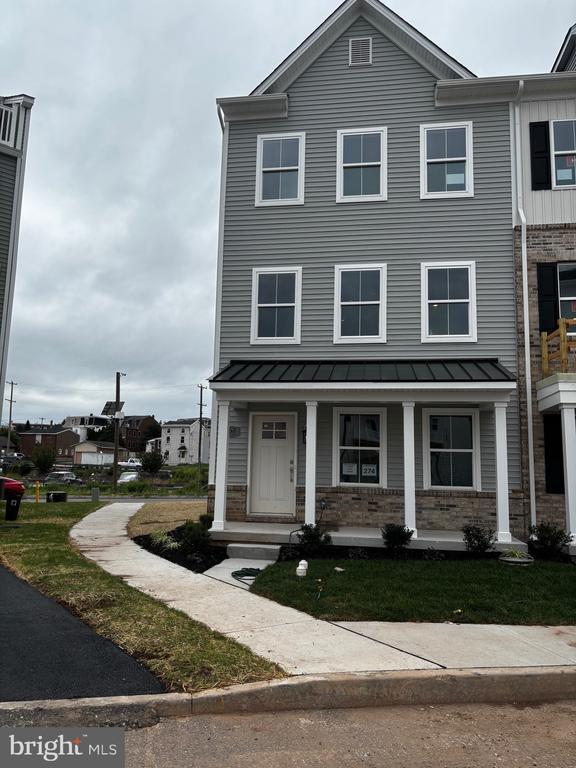 Building Photo - 63 E Front St