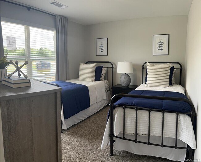 Building Photo - 6006 Singleton St